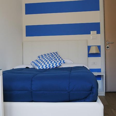 Hotel Domus Nova à Reggio de Calabre Extérieur photo