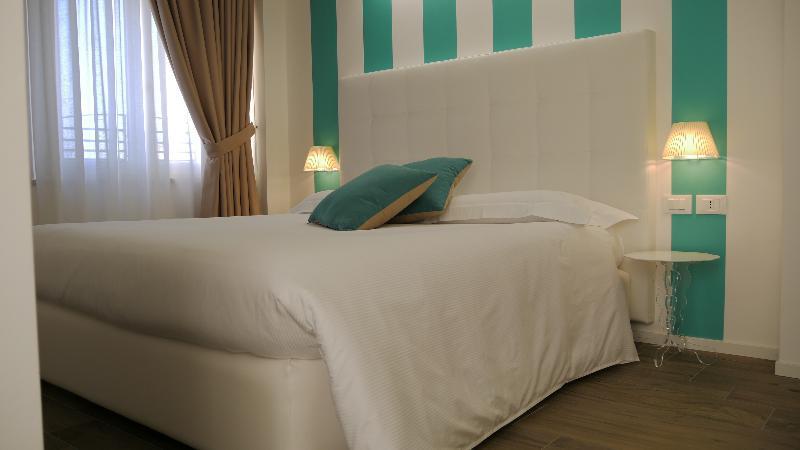 Hotel Domus Nova à Reggio de Calabre Extérieur photo
