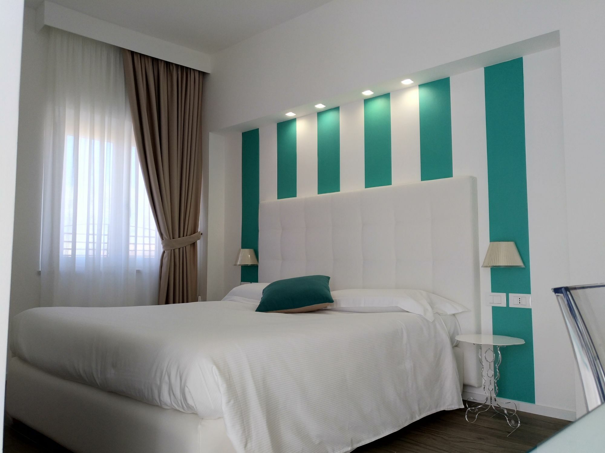 Hotel Domus Nova à Reggio de Calabre Extérieur photo
